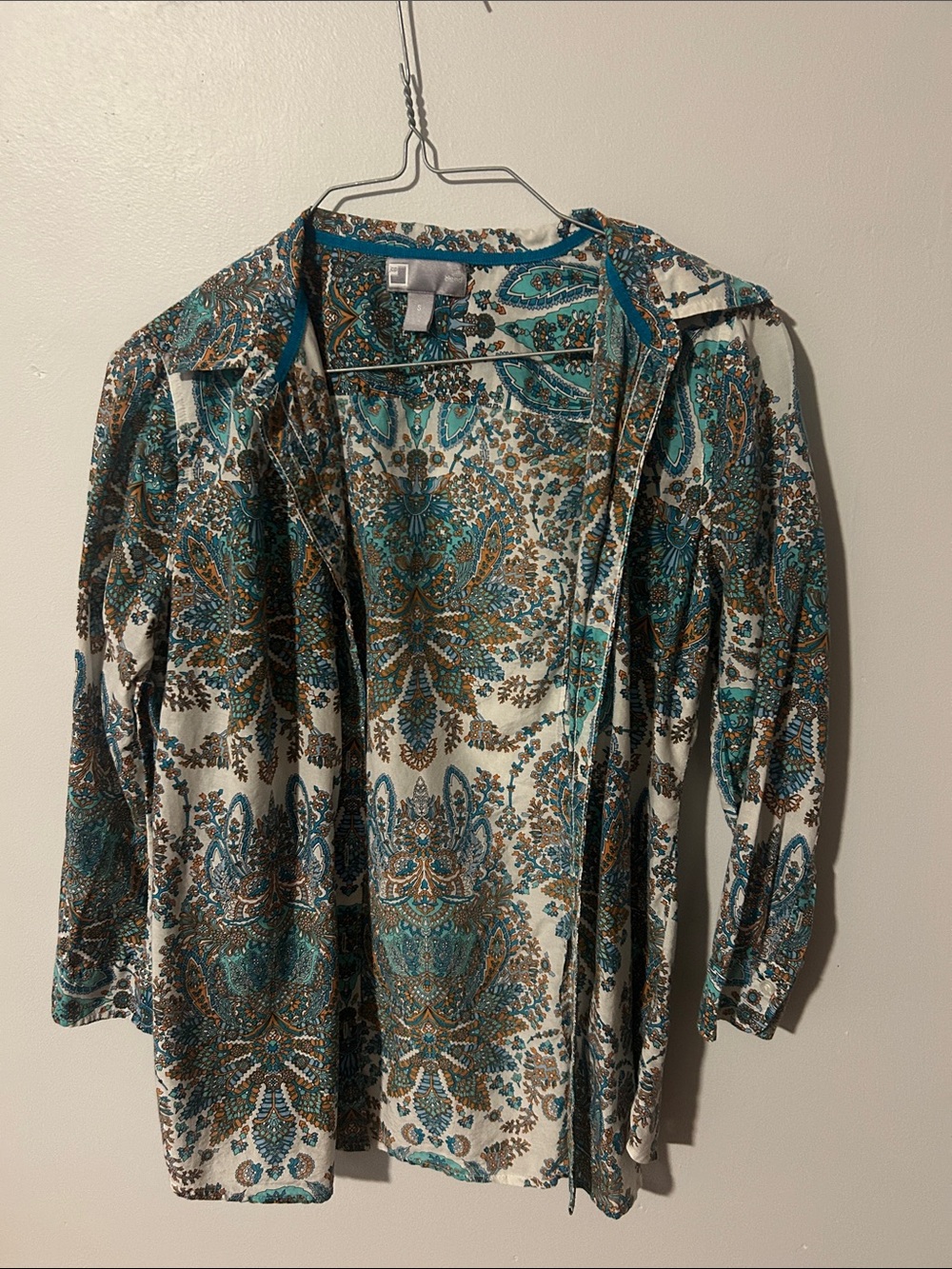 jcpenney Teal, White and Brown Paisley Open Front Top